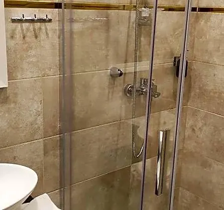 Yaman Hotel *