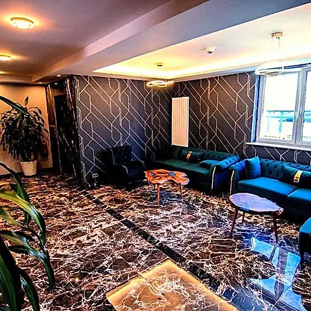Yaman Hotel